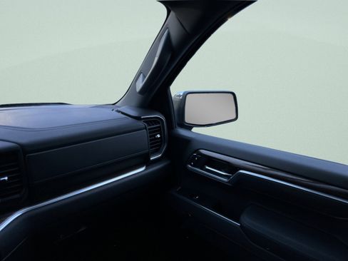 New 2026 Chevrolet Silverado 1500 LT image 26