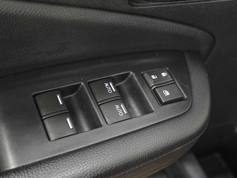 Used 2020 Honda Pilot Touring image 24