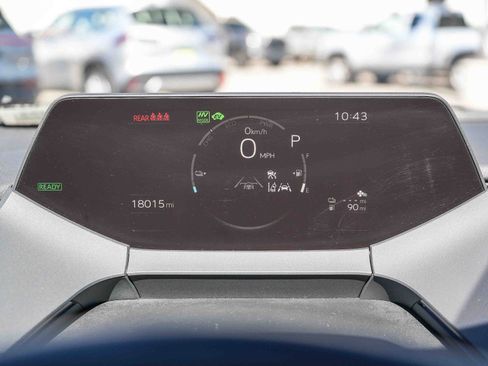 Used 2026 Toyota Prius Plug-In Hybrid FWD image 23