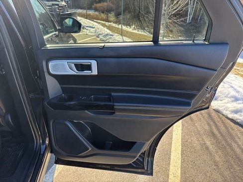 Used 2022 Ford Explorer ST w/ Equipment Group 401A image 14