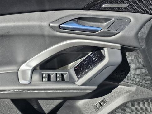 Used 2025 Audi Q5 Prestige image 10