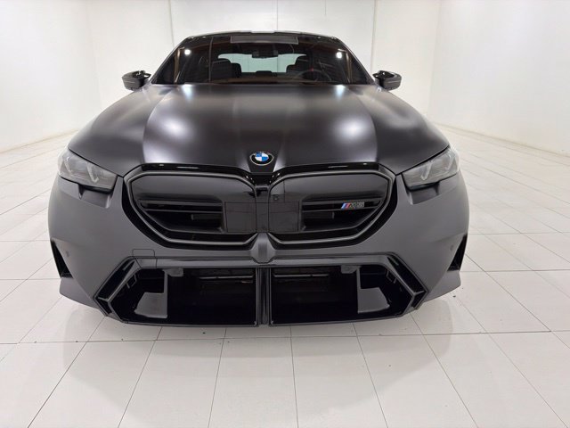 Used 2026 BMW M5 w/ Carbon Package AWD/4WD image 8