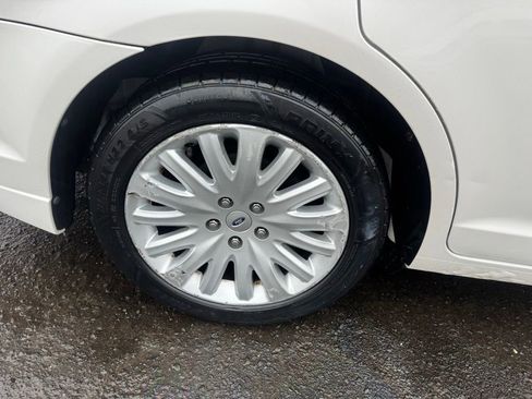 Used 2011 Ford Fusion Hybrid w/ 502A Rapid Spec Order Code image 15