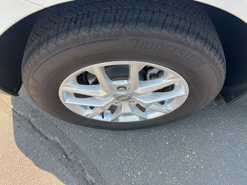 Certified 2024 Chevrolet Equinox LT AWD/4WD image 22