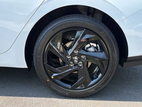 New 2026 Hyundai Elantra Sport image 19