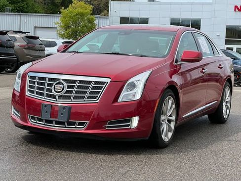 Used 2013 Cadillac XTS Luxury w/ Driver Awareness Package FWD image 38