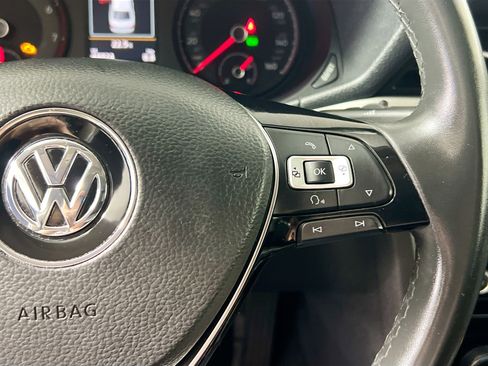 Used 2022 Volkswagen Passat 2.0T SE image 17