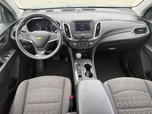Used 2022 Chevrolet Equinox LT FWD image 22