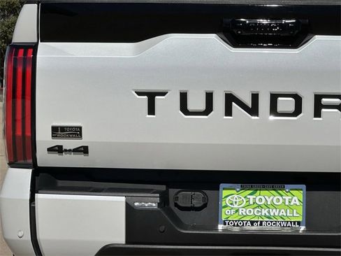 Used 2025 Toyota Tundra Platinum image 5