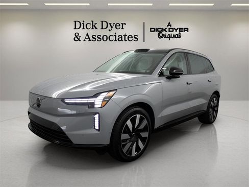 New 2025 Volvo EX90 Ultra image 4