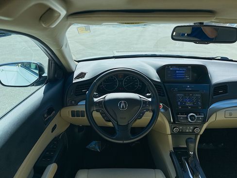 Used 2017 Acura ILX w/ Premium Package image 21