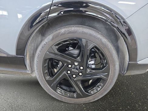 Used 2025 Chevrolet Equinox EV RS image 31