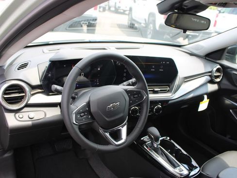 New 2026 Chevrolet Trax ACTIV FWD image 23