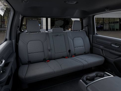 New 2026 RAM 1500 Express AWD/4WD image 15