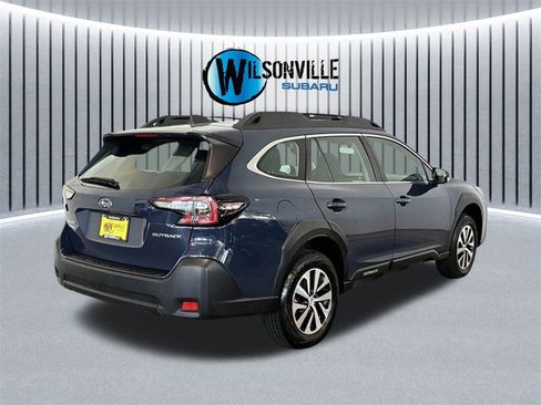 Used 2025 Subaru Outback image 7