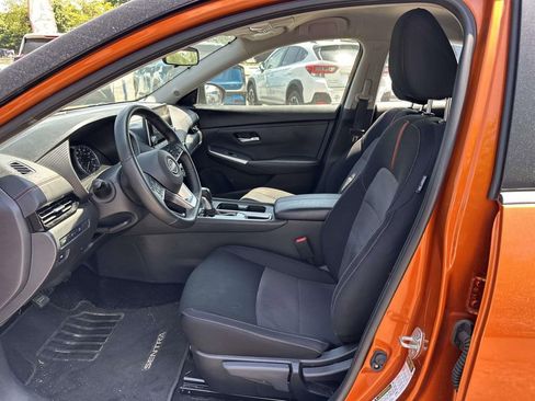 Used 2024 Nissan Sentra SR FWD image 11