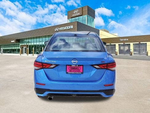 Used 2024 Nissan Sentra SR w/ SR Premium Package image 7