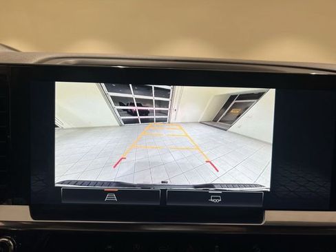 Certified 2022 GMC Sierra 1500 SLT image 14