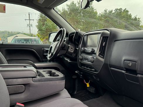 Used 2019 Chevrolet Silverado 1500 LT image 10