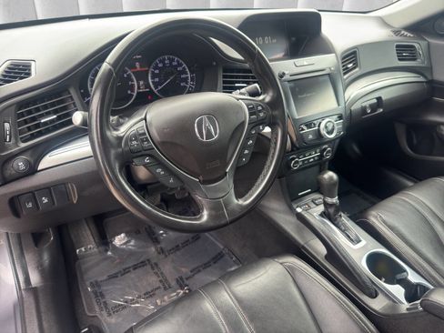 Used 2019 Acura ILX w/Tech 4dr Sedan w/Technology image 9