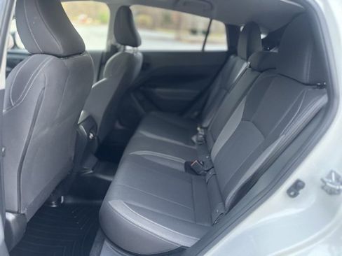 Used 2025 Subaru Crosstrek 2.0i Premium image 24