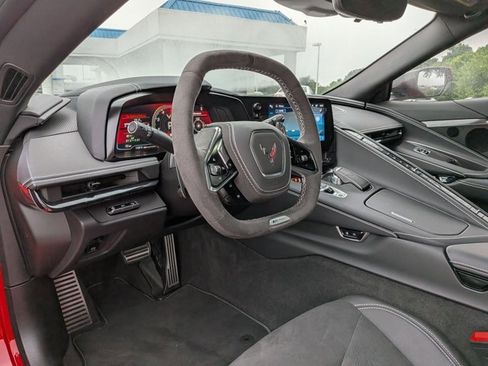 Used 2025 Chevrolet Corvette E-Ray w/ Stealth Interior Trim Package AWD/4WD image 11