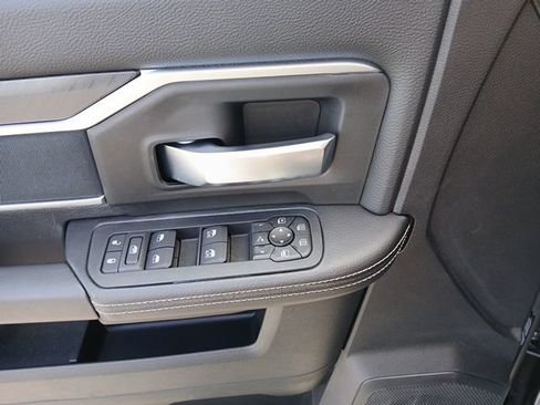 New 2026 RAM 2500 Big Horn AWD/4WD image 34