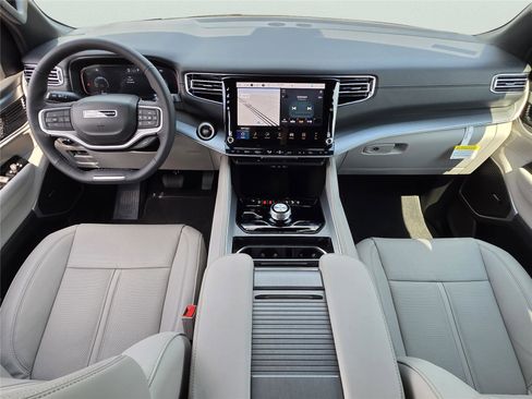 New 2026 Jeep Grand Wagoneer L 4WD w/ Premium Group I image 9