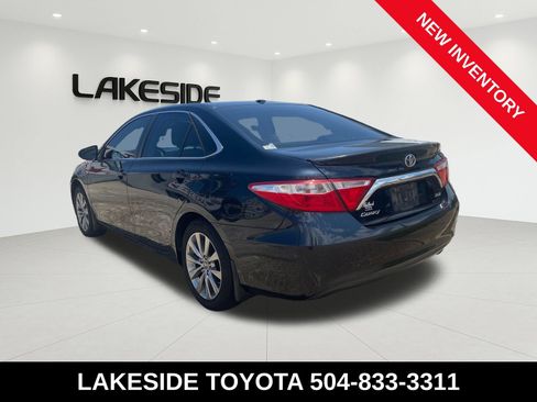 Used 2015 Toyota Camry XLE FWD image 3