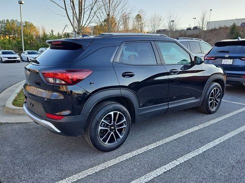 Used 2025 Chevrolet TrailBlazer LT image 10