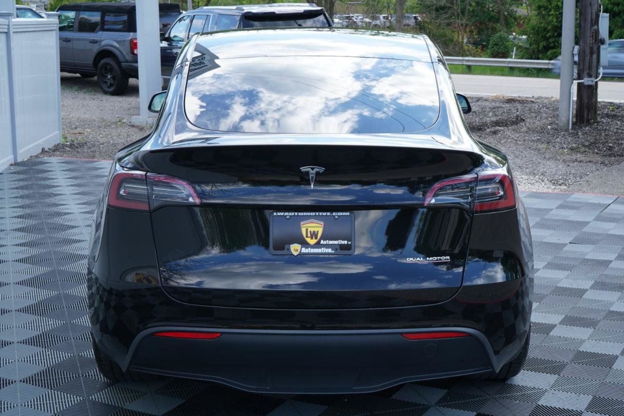Used 2023 Tesla Model Y Performance AWD/4WD image 7