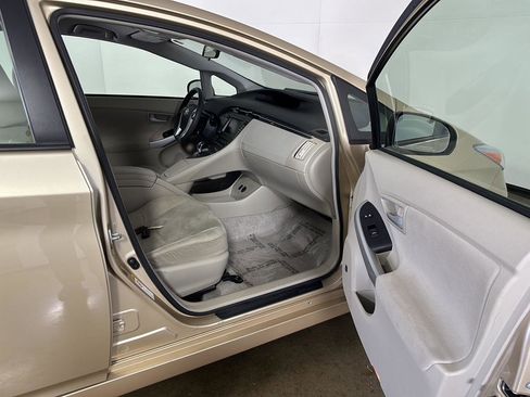 Used 2010 Toyota Prius Two image 24