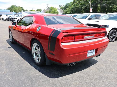 Used 2012 Dodge Challenger R/T Plus RWD image 5