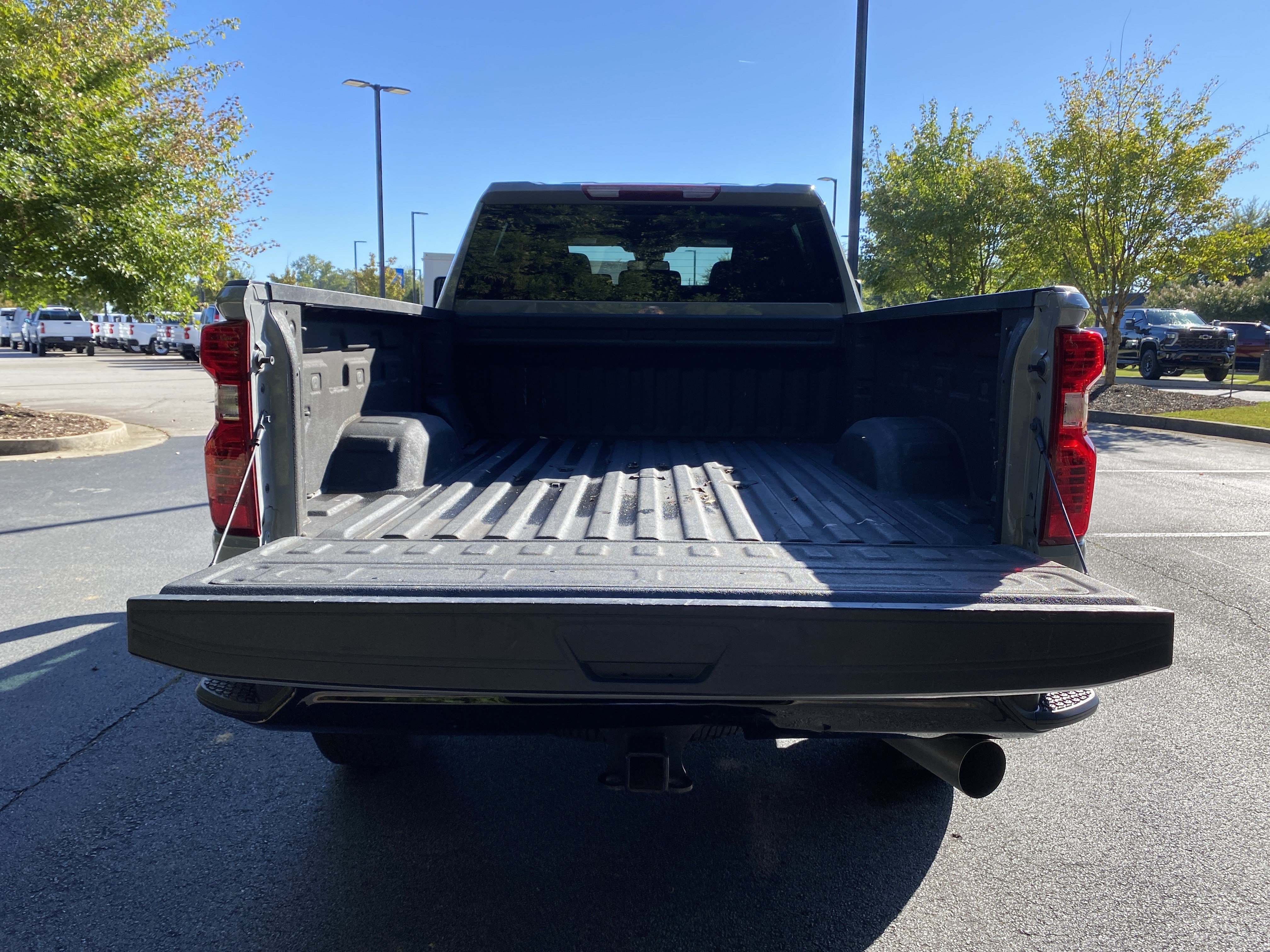 Used 2024 Chevrolet Silverado 2500 Custom w/ Custom Value Package AWD/4WD image 16