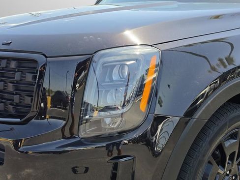 Certified 2022 Kia Telluride EX w/ EX Premium Package AWD/4WD image 18