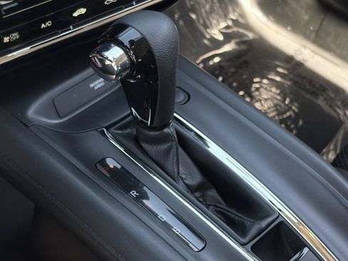 Used 2022 Honda HR-V EX image 29