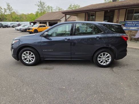 Used 2018 Chevrolet Equinox LS FWD image 3