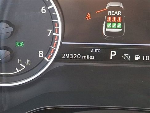 Used 2025 Nissan Pathfinder SL image 21