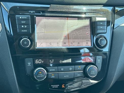Used 2022 Nissan Rogue Sport SL w/ Premium Package AWD/4WD image 22