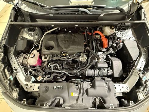 Certified 2025 Toyota RAV4 XLE image 9