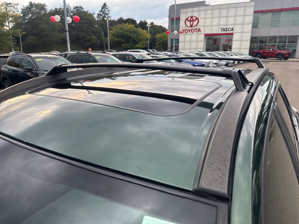 Used 2024 Toyota Corolla Cross LE w/ Moonroof Package AWD/4WD image 43