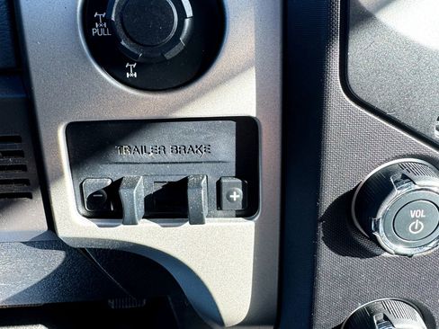 Used 2014 Ford F150 XLT w/ Equipment Group 302A Luxury image 18