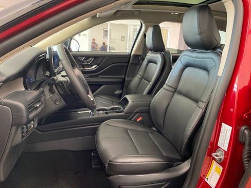 New 2025 Lincoln Corsair Grand Touring w/ Equipment Group 301A AWD/4WD image 23