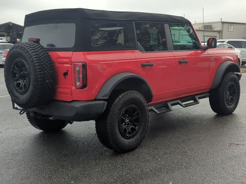 Used 2023 Ford Bronco Wildtrak image 4