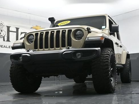 Used 2022 Jeep Gladiator Sport AWD/4WD image 4
