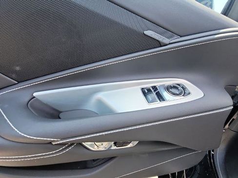 Used 2025 Chevrolet Corvette Stingray Coupe w/ Battery Protection Package image 21