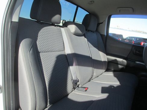 Used 2021 Toyota Tacoma SR5 image 17