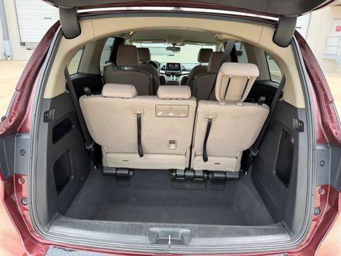 Used 2019 Honda Odyssey EX image 25