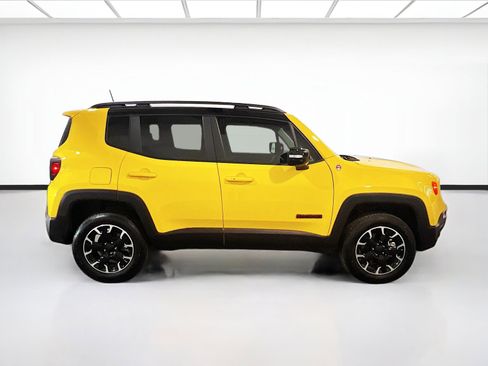 Used 2023 Jeep Renegade Trailhawk AWD/4WD image 23