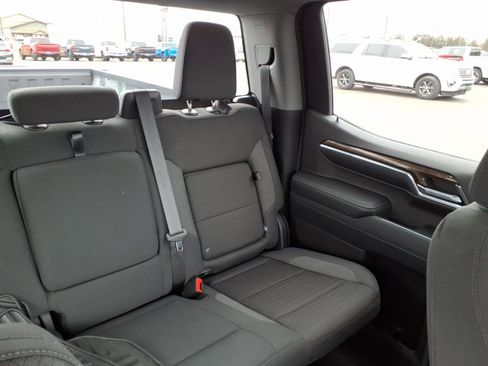 Used 2024 GMC Sierra 1500 Elevation image 15